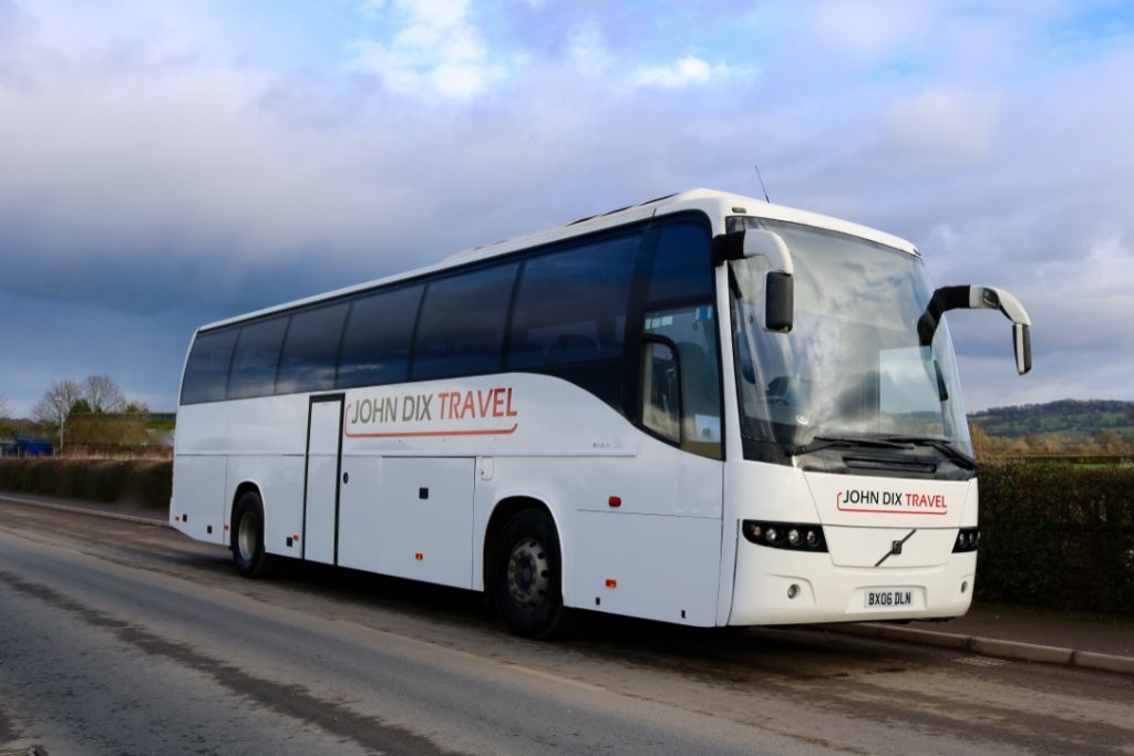 john dix white travel coach